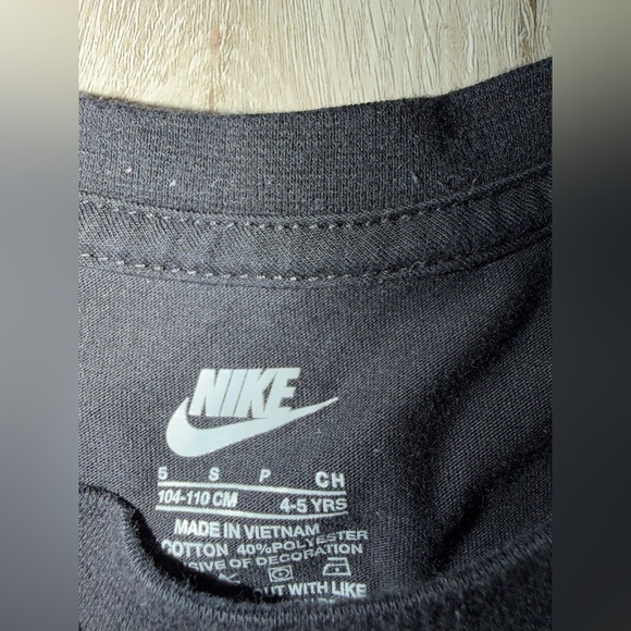 Nike Tee And Shorts Set Sz 5T - Picture 3 of 7